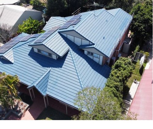 Freshly restored blue roof in Logan City
